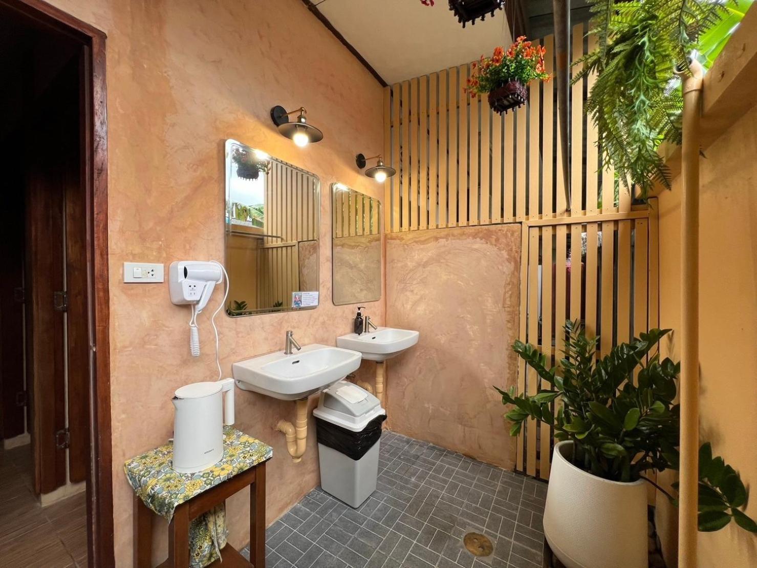 Sierra Hostel Nai Yang ภายนอก รูปภาพ