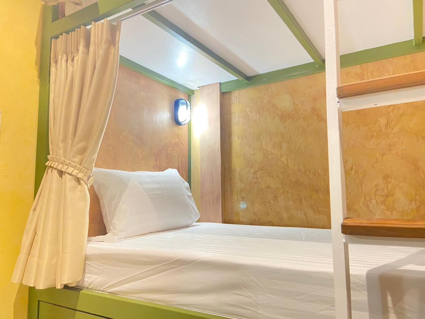 Sierra Hostel Nai Yang ภายนอก รูปภาพ
