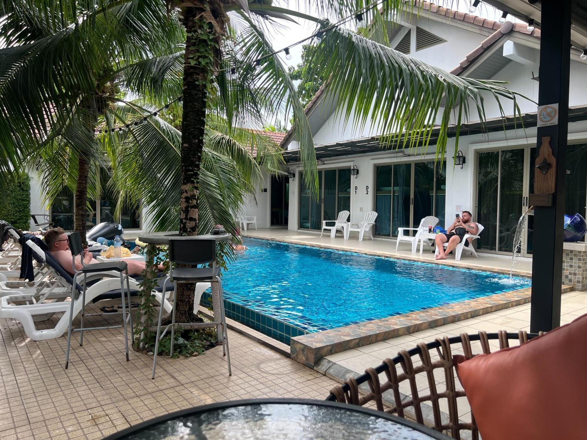 Sierra Hostel Nai Yang ภายนอก รูปภาพ